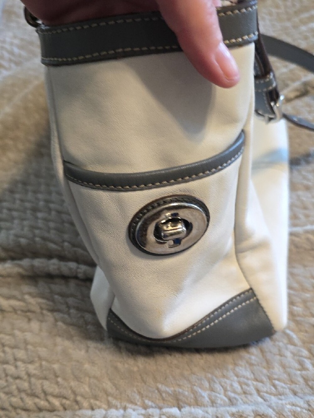 Coach Two-Tone Cream and Dark Gray Shoulder Tote - Picture 7 of 13